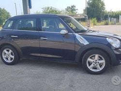 Blu/azzurro Usata 2013 Mini One D Countryman SUV | 7300 € (Ottimo prezzo)