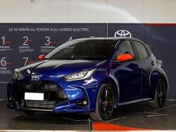 Blu/azzurro Usata 2021 Toyota Yaris Hybrid Tre volumi | 18.450 € (Buon prezzo)