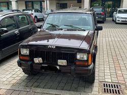 Usata 1989 Jeep Cherokee Limited SUV | 3000 €