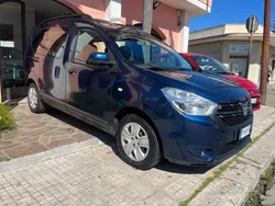 Blu Usata 2017 Dacia Dokker Lauréate Furgone | 9300 € (Buon prezzo)
