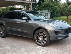 Grigio Usata 2014 Porsche Macan S SUV | 32.000 € (Buon prezzo)
