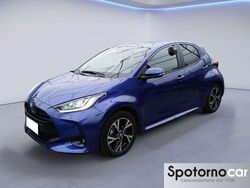 Blu Usata 2024 Toyota Yaris Hybrid Trend Tre volumi | 19.800 € (Buon prezzo)