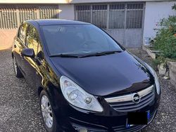 Usata 2008 Opel Corsa Club Tre volumi | 4000 € (Cara)