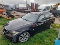 Nero Usata 2005 BMW 320 Station wagon | 2000 € (Buon prezzo)