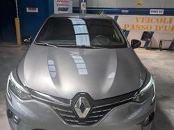 Grigio Usata 2023 Renault Clio V Techno Tre volumi | 16.500 € (Buon prezzo)