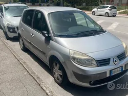 Usata 2006 Renault Scénic II Monovolume | 1200 € (Buon prezzo)