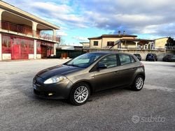 Marrone Usata 2009 Fiat Bravo Emotion Due volumi | 1490 € (Ottimo prezzo)