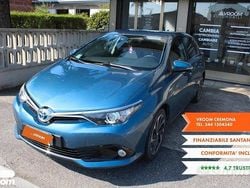 Usata 2016 Toyota Auris Hybrid Lounge Tre volumi | 10.990 € (Buon prezzo)