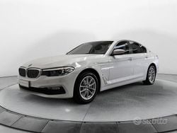 Bianco Usata 2019 BMW 530 Efficient Dynamics Tre volumi | 27.400 €