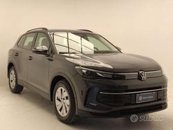 Grigio Usata 2024 VW Tiguan Life SUV | 34.500 € (Buon prezzo)