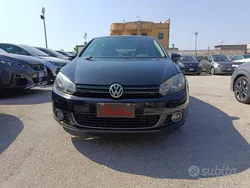Nero Usata 2010 VW Golf VI Comfortline Tre volumi | 5990 € (Buon prezzo)