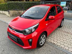 Tristrato Usata 2022 Kia Picanto Urban Due volumi | 10.900 € (Buon prezzo)