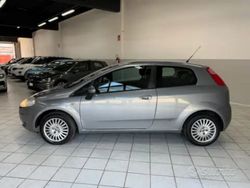 Grigio Usata 2006 Fiat Grande Punto Dynamic Due volumi | 2500 € (Cara)