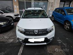 Bianco Usata 2017 Dacia Sandero Stepway | 9900 € (Buon prezzo)
