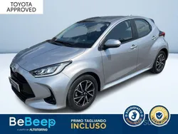 Argento metallizzato Usata 2022 Toyota Yaris Hybrid Trend Tre volumi | 18.000 € (Buon prezzo)