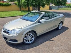 Grigio Usata 2007 Opel Astra Cabriolet Cosmo Cabrio | 4650 € (Molto cara)