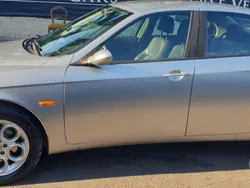 Usata 2003 Alfa Romeo 156 Distinctive Tre volumi | 550 € (Buon prezzo)