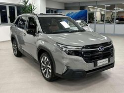 Grigio Usata 2024 Subaru Forester Premium SUV | 41.990 € (Buon prezzo)