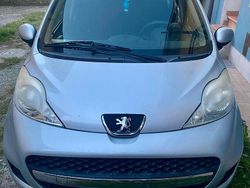 Usata 2010 Peugeot 107 Due volumi | 2000 € (Buon prezzo)