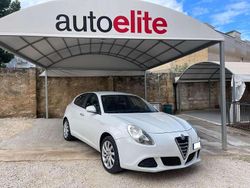 Bianco Usata 2012 Alfa Romeo Giulietta Due volumi | 6000 € (Buon prezzo)