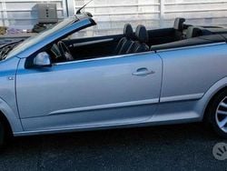 Grigio Usata 2007 Opel Astra Cabriolet Cabrio | 1850 €