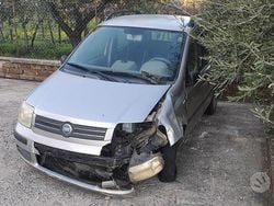 Usata 2005 Fiat Panda Due volumi | 800 €