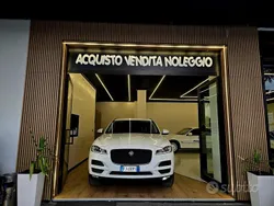 Bianco Usata 2017 Jaguar F-Pace Prestige SUV | 17.500 €