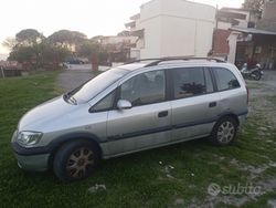 Grigio Usata 2001 Opel Zafira Monovolume | 600 € (Super prezzo)