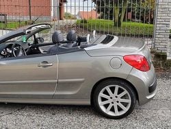 Grigio Usata 2008 Peugeot 207 CC Cabrio | 5000 € (Buon prezzo)