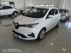 Bianco Usata 2020 Renault Zoe Zen Due volumi | 10.900 € (Ottimo prezzo)