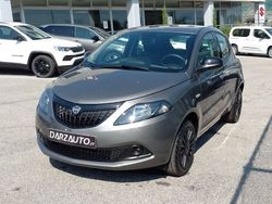 Grigio pietra metallizzato Usata 2023 Lancia Ypsilon Silver Due volumi | 14.800 € (Cara)