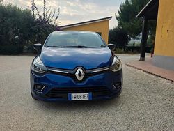Blu Usata 2019 Renault Clio IV Zen Due volumi | 10.000 €