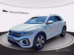 Bianco Usata 2022 VW T-Roc R-line SUV | 25.600 € (Buon prezzo)