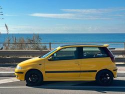 Giallo Usata 1995 Fiat Punto Due volumi | 1500 €