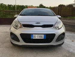 Usata 2012 Kia Rio 2 Tre volumi | 4800 € (Buon prezzo)