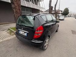 Nero Usata 2007 Mercedes A180 Avantgarde Due volumi | 1450 € (Ottimo prezzo)