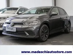 Grigio Usata 2024 VW Polo Move Tre volumi | 22.500 € (Cara)