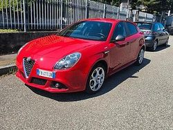Rosso Usata 2015 Alfa Romeo Giulietta Sprint Tre volumi | 9400 € (Cara)
