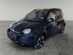 Verde Nuova 2025 Fiat Panda Cross Cross Due volumi | 14.250 € (Buon prezzo)