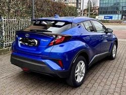 Blu Usata 2021 Toyota C-HR SUV | 17.000 € (Ottimo prezzo)