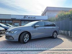 Grigio pastello Usata 2023 VW Golf VIII Life Station wagon | 20.900 € (Super prezzo)