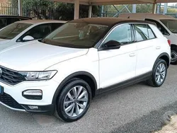 Blu Usata 2021 VW T-Roc Style SUV | 19.900 € (Buon prezzo)