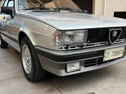 Grigio Usata 1985 Alfa Romeo Giulietta Due volumi | 11.000 €