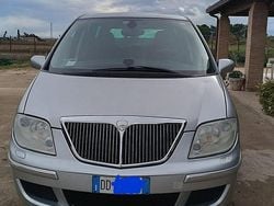 Grigio Usata 2006 Lancia Phedra Monovolume | 4200 € (Buon prezzo)