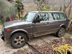 Usata 2019 Lada Urban SUV | 5900 €