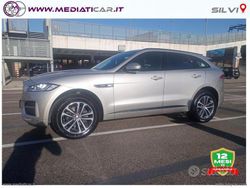 Usata 2017 Jaguar F-Pace R-Sport SUV | 21.500 € (Cara)