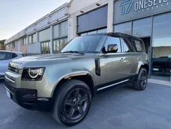 Verde Usata 2023 Land Rover Defender SE Dynamic SUV | 63.900 € (Buon prezzo)