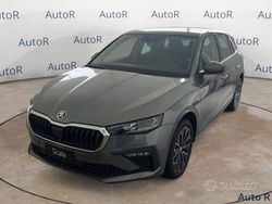 Grigio Nuova 2025 Skoda Scala Selection Due volumi | 28.900 € (Molto cara)