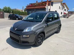 Grigio Usata 2022 Fiat Panda City Life Due volumi | 11.999 € (Buon prezzo)