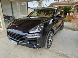 Nero Usata 2016 Porsche Cayenne SUV | 25.999 € (Ottimo prezzo)